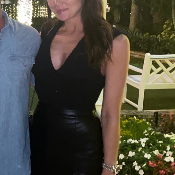 Free People black fuzzy plunging V top - Picture 4 of 4